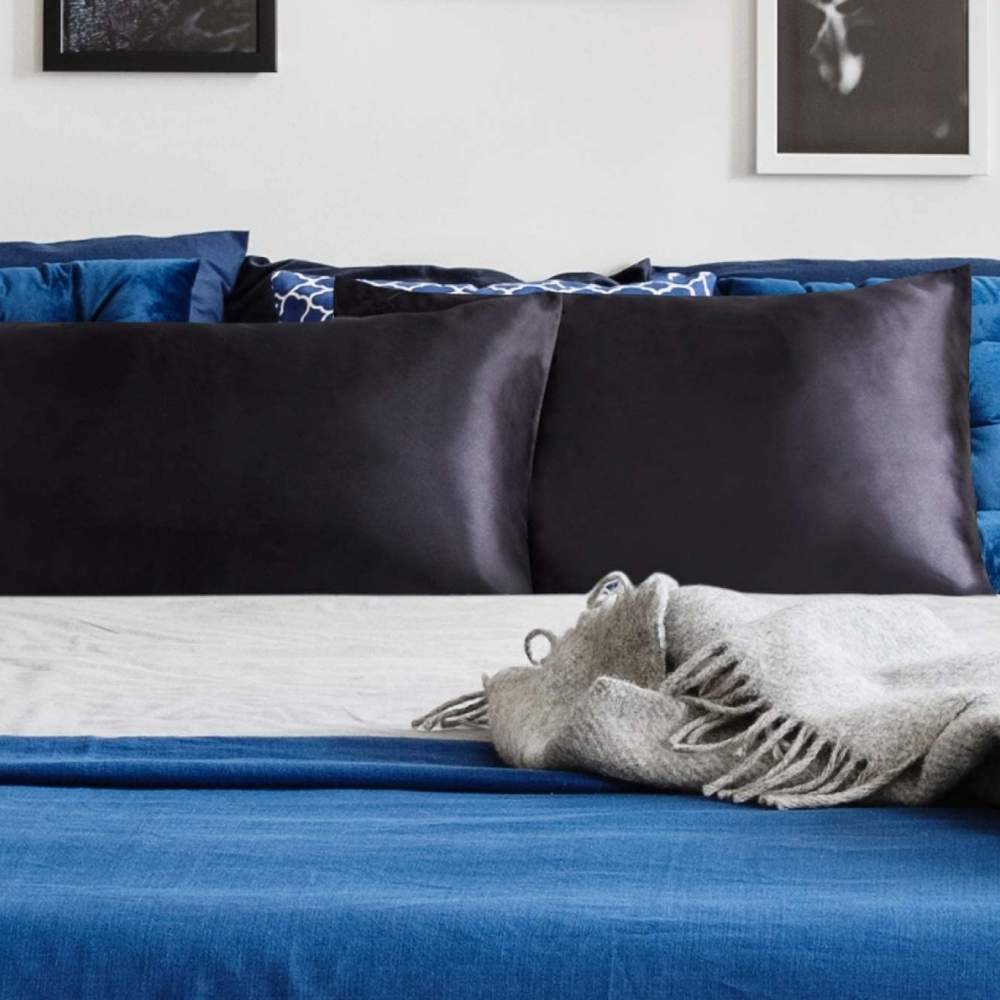 Satin Silk Pillowcase: image 25